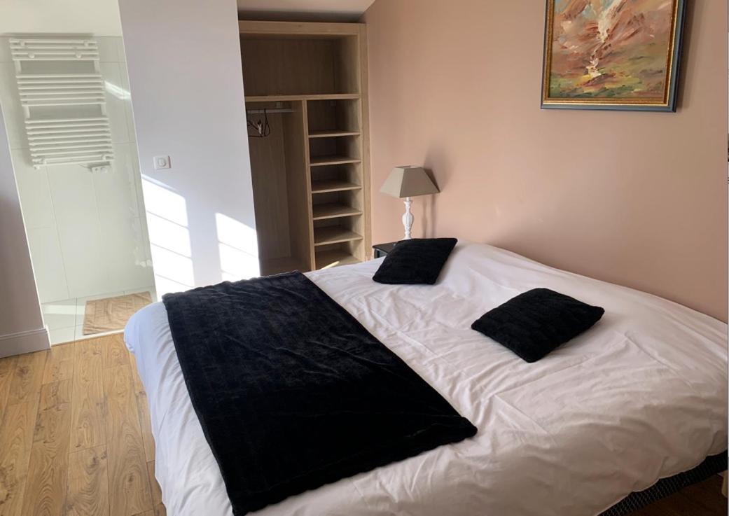 Domaine Des Peyries - Chambres Et Table D'Hotes Saint-Barthelemy-d'Agenais Εξωτερικό φωτογραφία