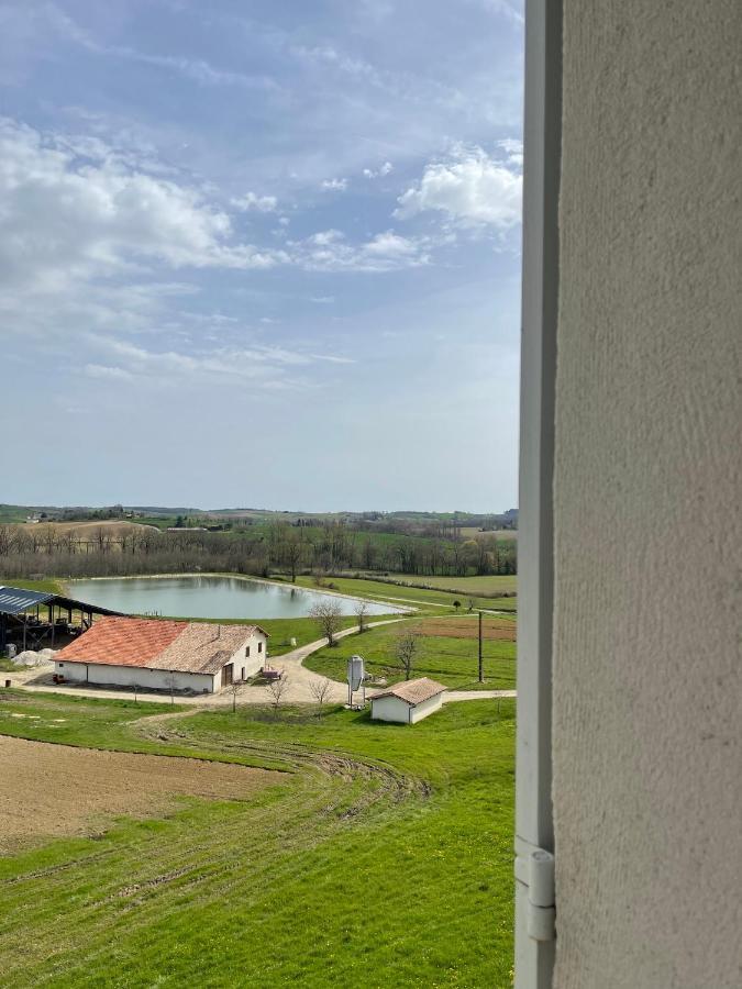Domaine Des Peyries - Chambres Et Table D'Hotes Saint-Barthelemy-d'Agenais Εξωτερικό φωτογραφία